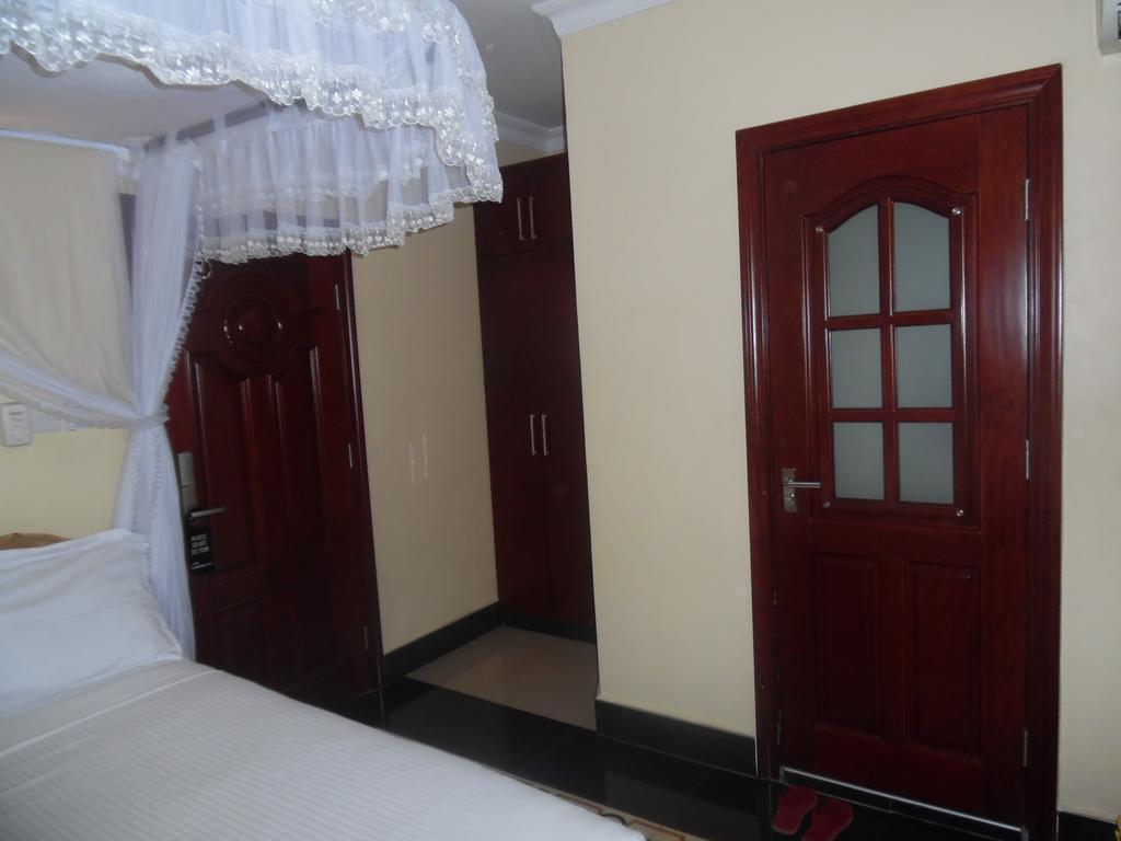 Lantana Hotel Dar es Salaam Bagian luar foto